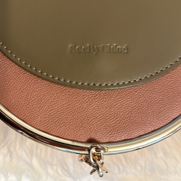 Stunning See by Chloe Mara leather saddle bag - Picture 5 of 6